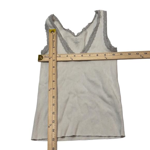 Brandy Melville Laced 100% Cotton Basics Staple Tank One Size Fits Small-Medium - Picture 3 of 4